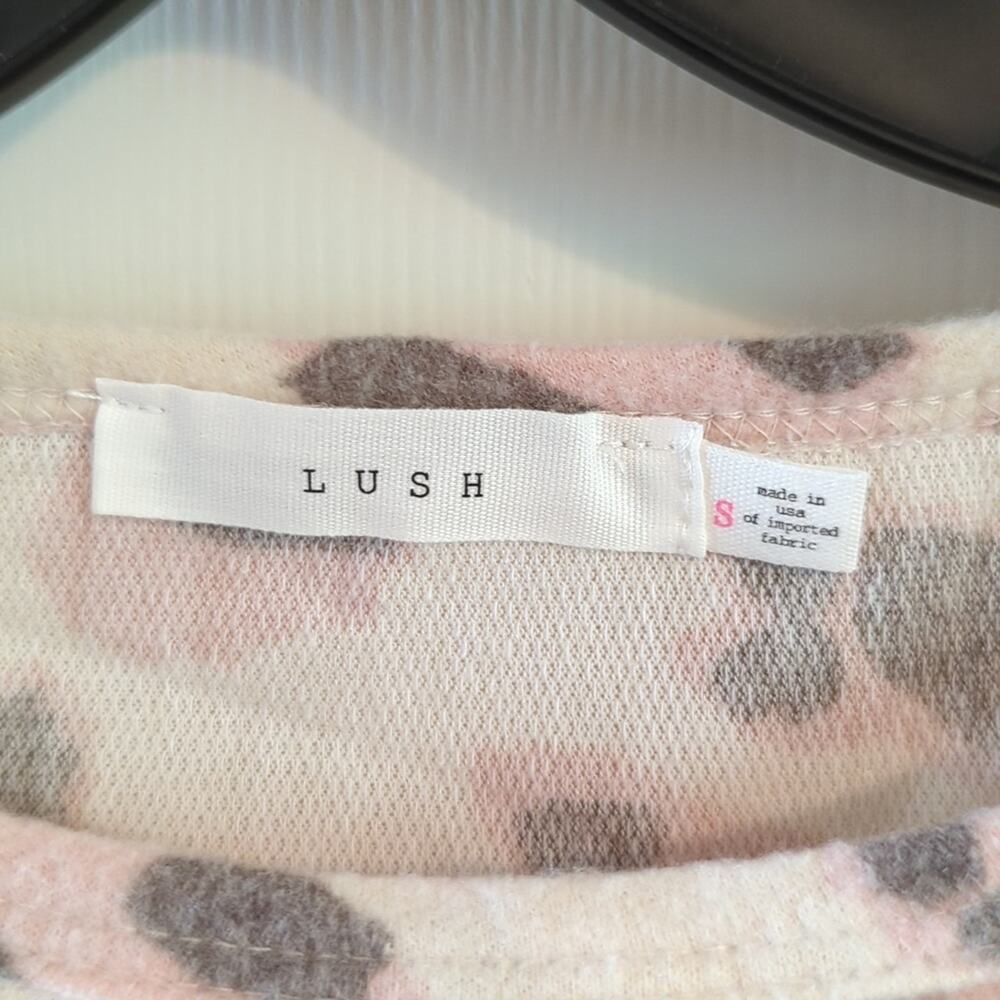 NWOT Lush Soft Top - Picture 3 of 5